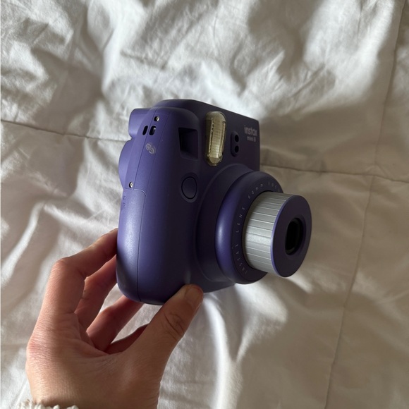 Fujifilm Instax Mini 8 Instant Film Camera - Grape/Purple - Picture 4 of 11